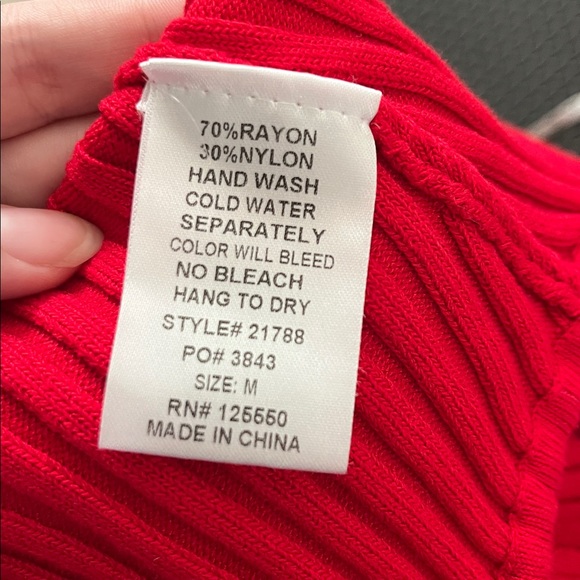 Hera Collection Red Ribbed Bodysuit - Picture 8 of 8